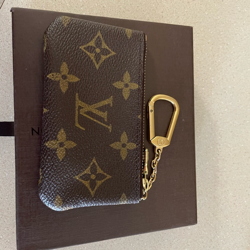 Authentic Louis Vuitton key pouch
